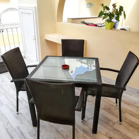 Charming Near With Pool Apartament *